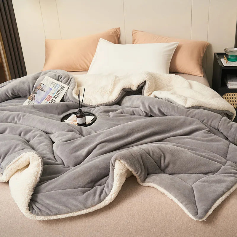 Double Layer Thickened Lamb Plush Blanket Plush Fleece Plaids for Bed Sofa Warm Mantas Throw Blankets Light Grey 180x200cm 