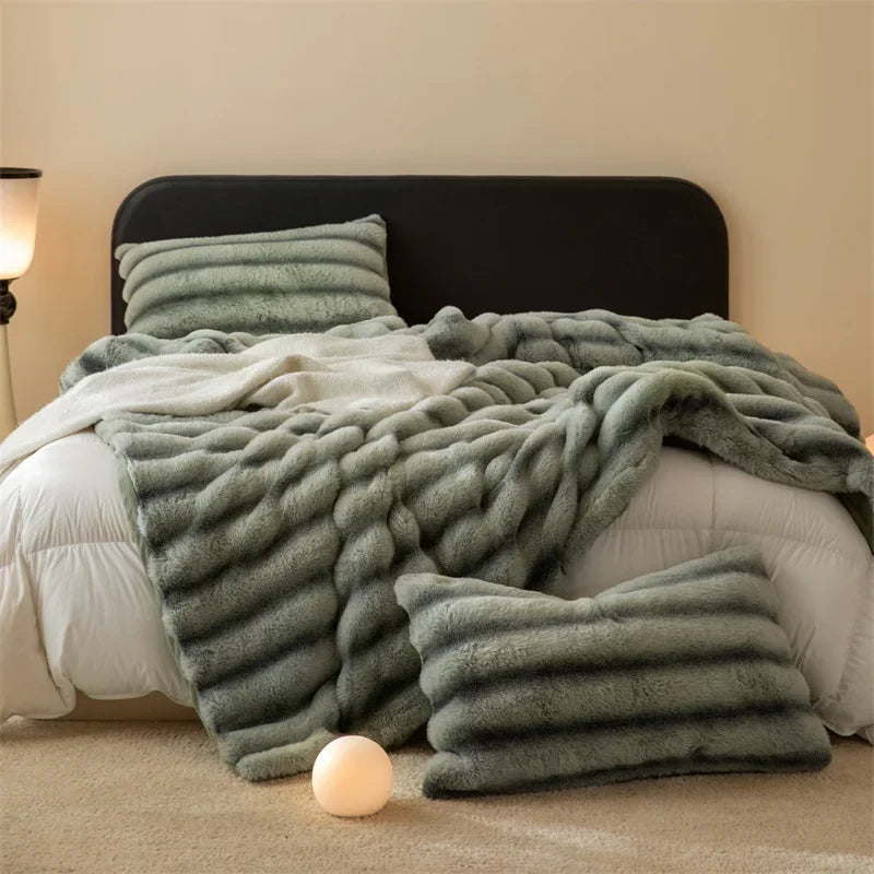 Double layer Thickened winter Blanket Faux fur plush bed plaid super soft Sofa Blankets Microfiber blanket Bedspread on the bed army green 100x160cm 