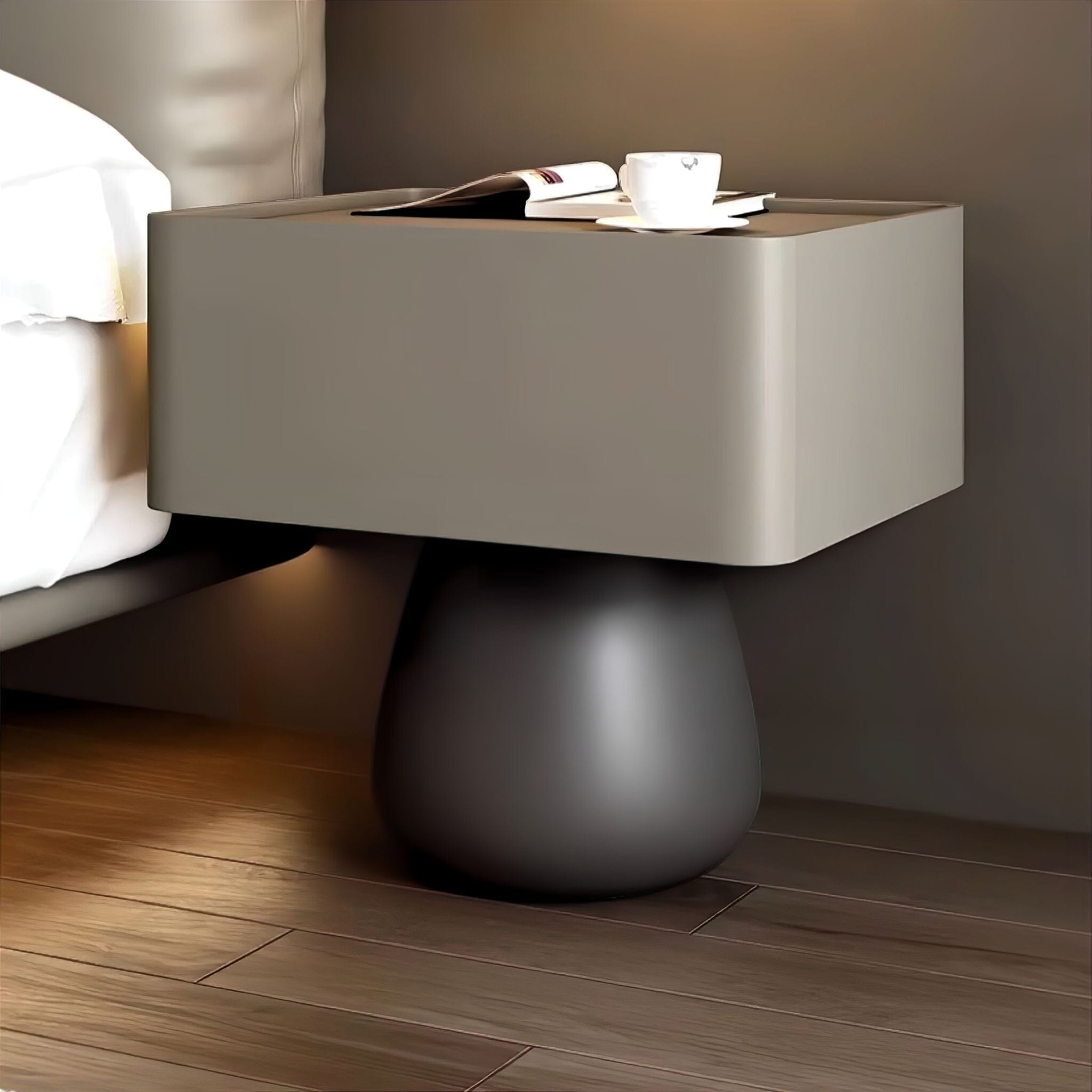 Faustine Bedside Table 
