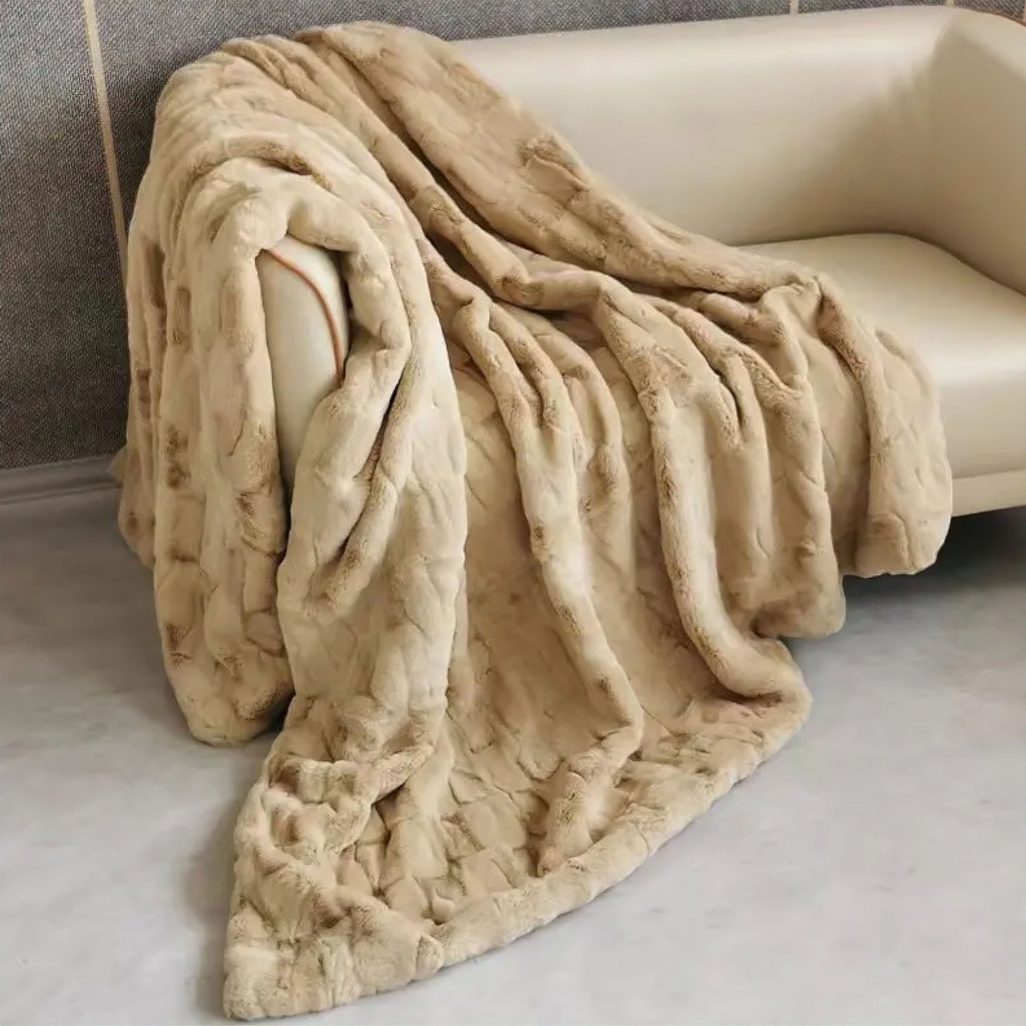 Lawrence Fur Blanket Camel 60 x 150cm 